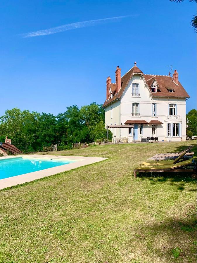 Holiday Home Villa Castel Marie Louise Neris-les-Bains Exterior photo