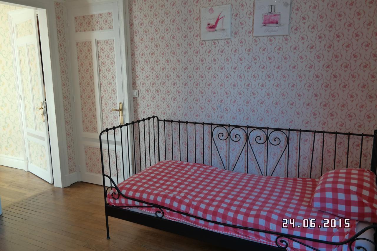 Holiday Home Villa Castel Marie Louise Neris-les-Bains Exterior photo