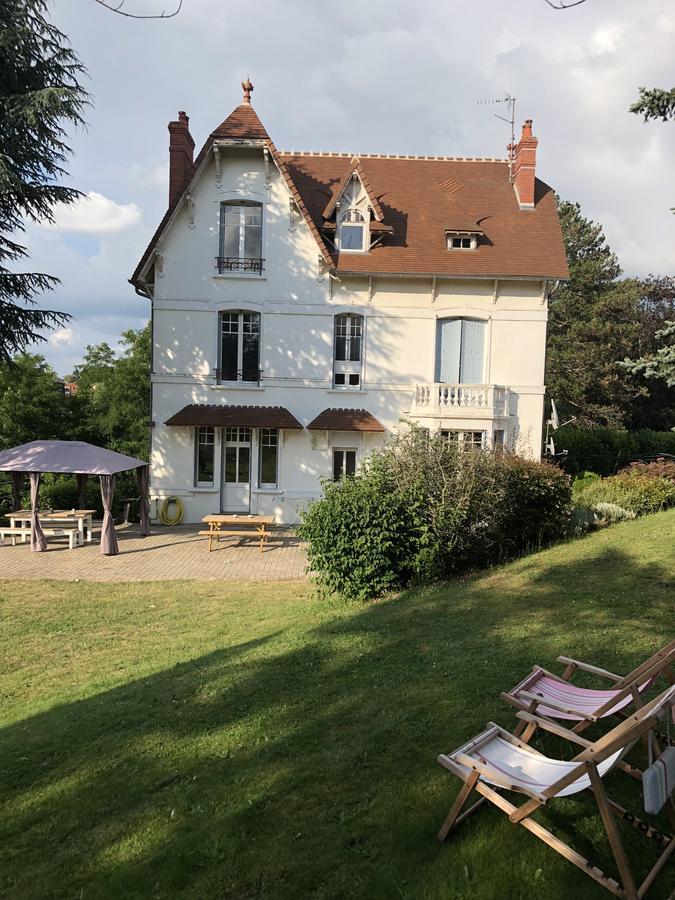 Holiday Home Villa Castel Marie Louise Neris-les-Bains Exterior photo